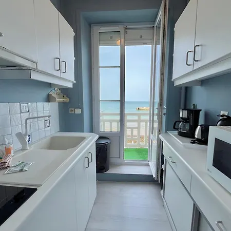 Evasion Vue Pontons Du D-day, Quai Apartment Arromanches-les-Bains