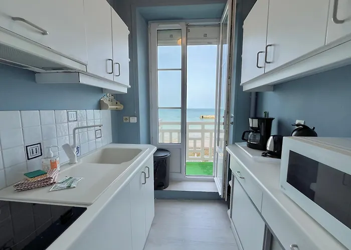 Evasion Vue Pontons Du D-day, Quai Apartment Arromanches-les-Bains